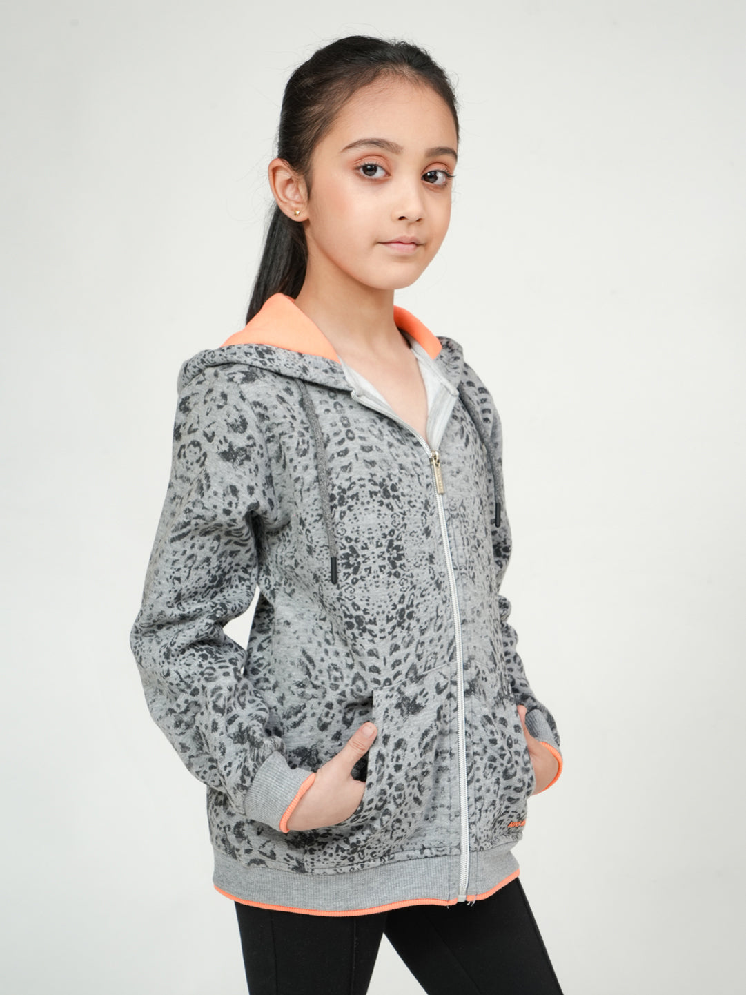 Pampolina - Stylish and Cozy Kids’ Hoodie