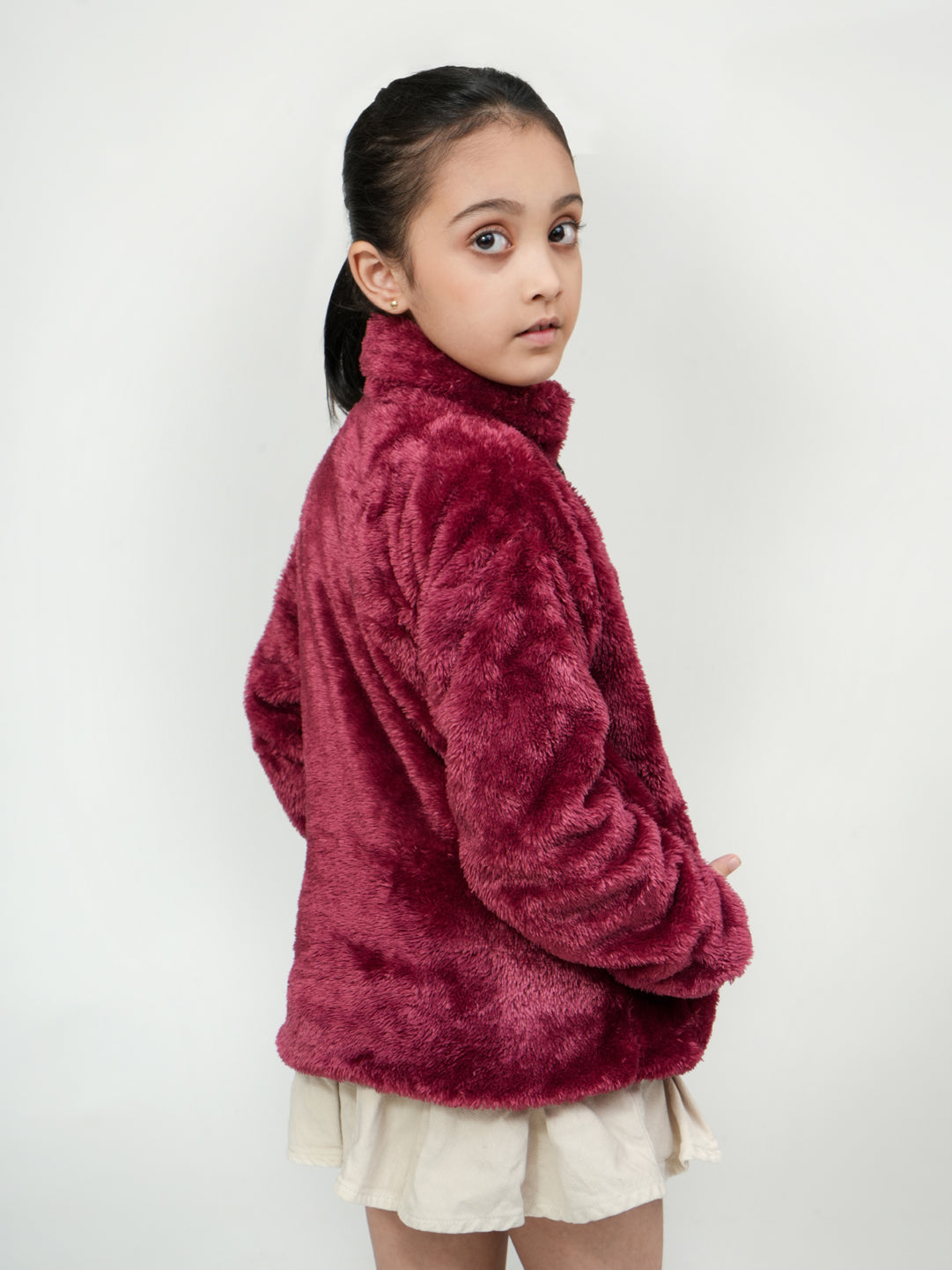 Pampolina's Cozy Chic Plush Jacket: Winter Warmth Meets Style