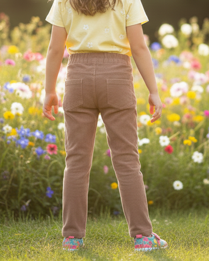 Classic Youth Flat-Front Chinos / Casual Pants in Neutral Beige