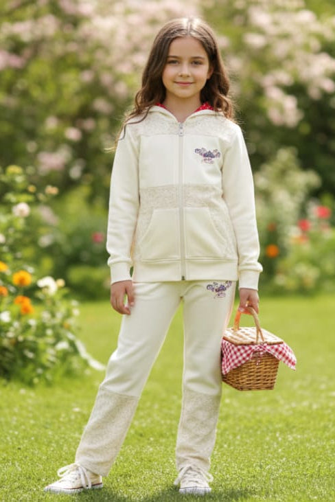 Cozy Cream/Off-White Co-ord Set with Hood and Subtle Graphics